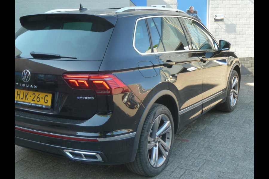Volkswagen Tiguan 1.4 TSI eHybrid R-Line|Panodak|Leder|Memory|360-Camera|Adap.Cruise|Matrix-LED|28.000km