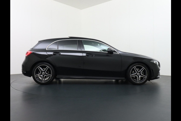 Mercedes-Benz A-Klasse 200 Business Solution AMG PANO | AMBILIGHT | CAMERA | RIJKLAAR INCL. 12 MND. BOVAGGARANTIE