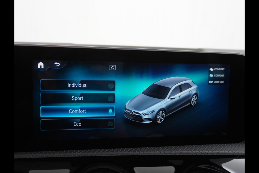 Mercedes-Benz A-Klasse 200 Business Solution AMG PANO | AMBILIGHT | CAMERA | RIJKLAAR INCL. 12 MND. BOVAGGARANTIE