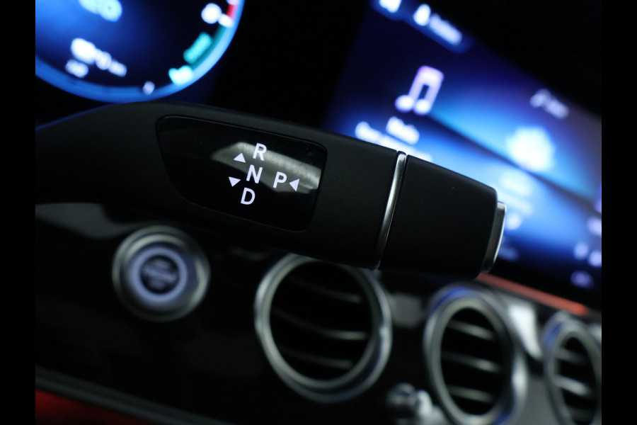 Mercedes-Benz E-Klasse Estate 300 e AMG Plug-In Hybride | AMG Line | Night Pakket | Schuif-Kanteldak | Rij-assistentiepakket Plus | Spiegel Pakket | Inclusief 24 maanden MB Certified garantie voor Europa.
