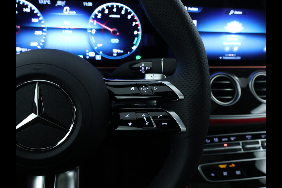 Mercedes-Benz E-Klasse Estate 300 e AMG Plug-In Hybride | AMG Line | Night Pakket | Schuif-Kanteldak | Rij-assistentiepakket Plus | Spiegel Pakket | Inclusief 24 maanden MB Certified garantie voor Europa.