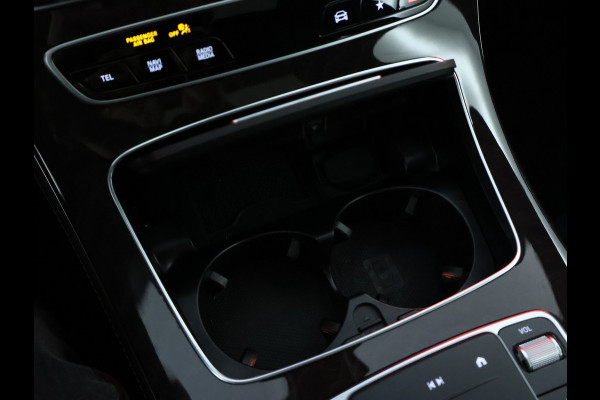 Mercedes-Benz E-Klasse Estate 300 e AMG Plug-In Hybride | AMG Line | Night Pakket | Schuif-Kanteldak | Rij-assistentiepakket Plus | Spiegel Pakket | Inclusief 24 maanden MB Certified garantie voor Europa.