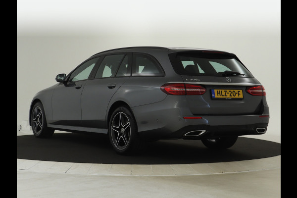 Mercedes-Benz E-Klasse Estate 300 e AMG Plug-In Hybride | AMG Line | Night Pakket | Schuif-Kanteldak | Rij-assistentiepakket Plus | Spiegel Pakket | Inclusief 24 maanden MB Certified garantie voor Europa.