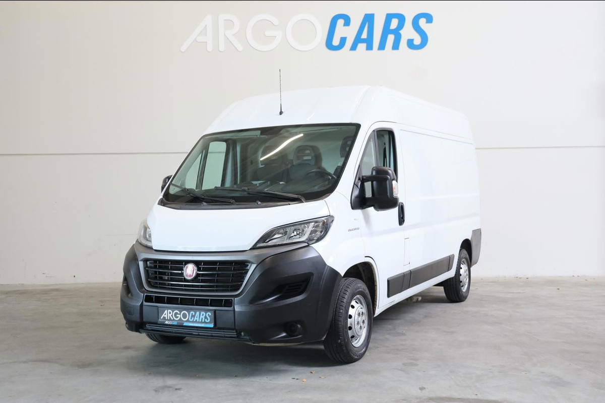 Fiat Ducato 35 2.3 MultiJet L3/H2 CAMERA NAVI AIRCO CRUISE CONTROL 120PK 06/2020 LEASE V/A € 133,- p.m. INRUIL MOGELIJK Fiat Ducato 35 2.3 MultiJet L3/H2 CAMERA NAVI AIRCO CRUISE CONTROL 120PK 06/2020 LEASE V/A € 133,- p.m. INRUIL MOGELIJK