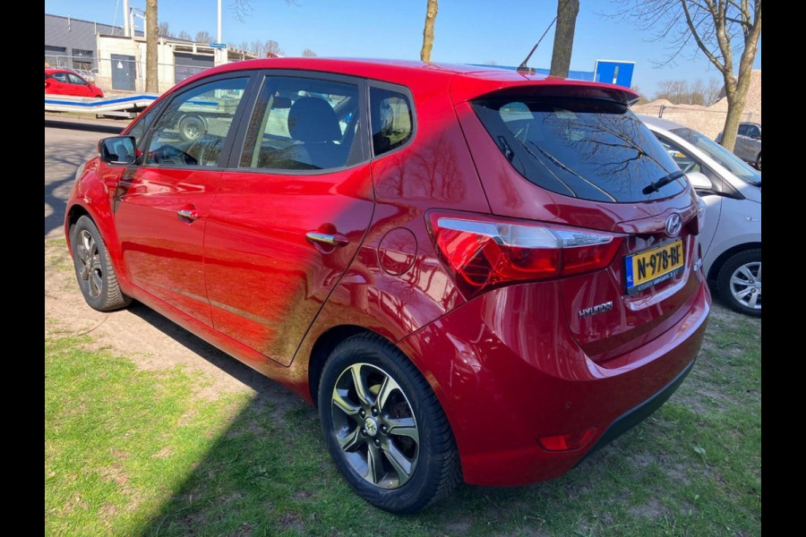 Hyundai ix20 1.6i Automaat automaat hoge instap