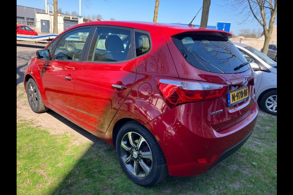 Hyundai ix20 1.6i Automaat automaat hoge instap
