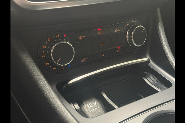Mercedes-Benz A-Klasse 180 AMG Business Solution | Navi | Camera | PDC | Cruise Control | 17” Velgen