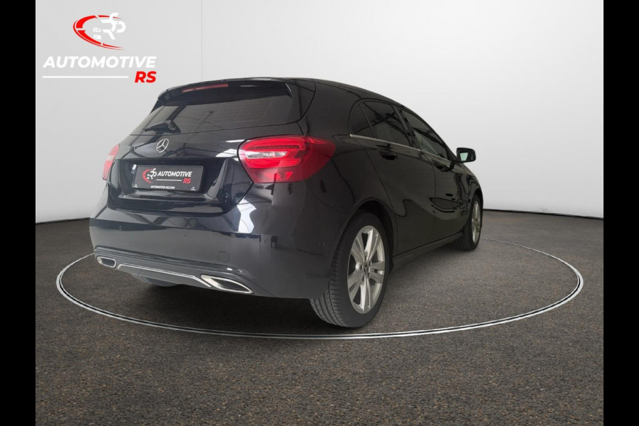 Mercedes-Benz A-Klasse 180 AMG Business Solution | Navi | Camera | PDC | Cruise Control | 17” Velgen