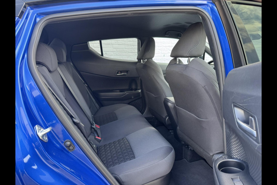 Toyota C-HR 2.0 Hybrid Style Led Camera Stoelverwarming Trekhaak afneembaar