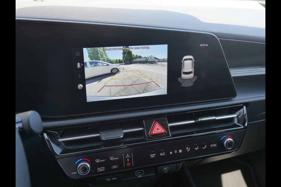 Kia Niro EV Light Edition 64.8 kWh | Navigatie | Achteruitrijcamera | Airco | Cruise control Adaptief |
