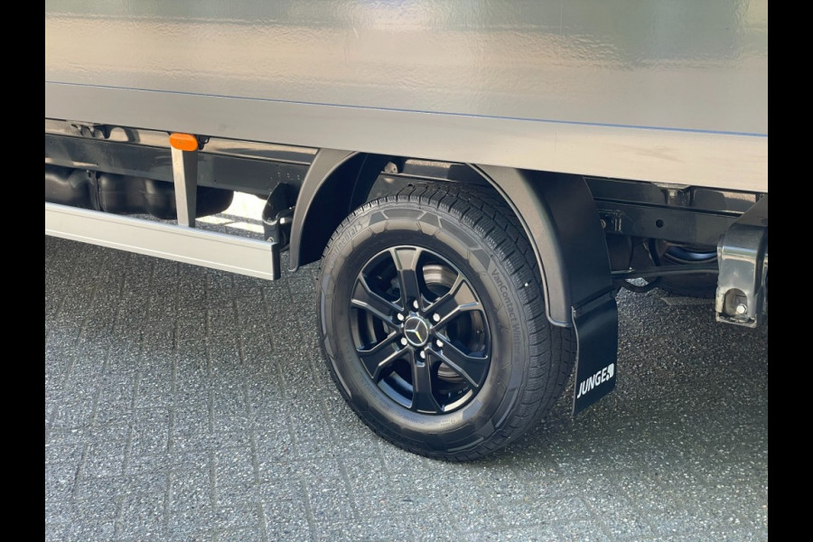 Mercedes-Benz Sprinter 317 cdi meubelbak laadklep m-bux camera LMVelgen BPM vrij