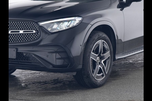Mercedes-Benz GLC Coupé 300 e 4MATIC AMG Plug-In Hybride AMG line | Night Pakket | Trekhaak | Memory Voorstoelen | Stuur en Stoelverwarming. Inclusief 24 maanden MB Certified garantie voor Europa.