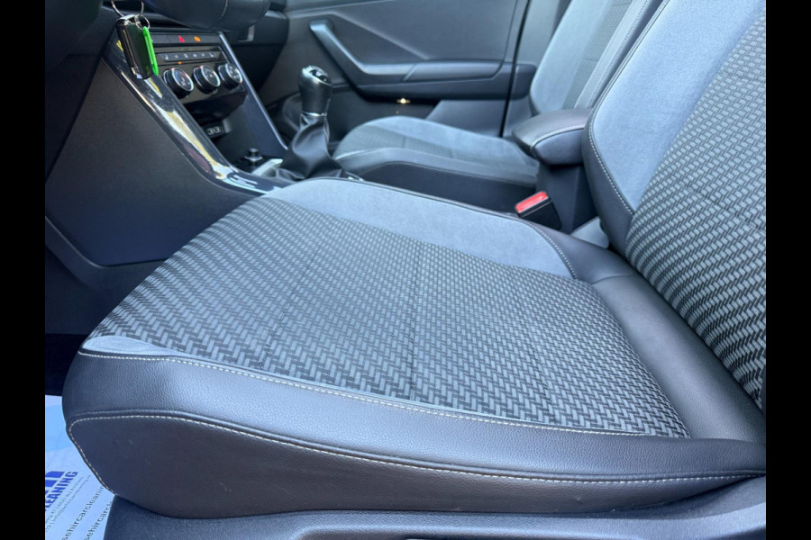Volkswagen T-Roc 1.5 TSI R-Line | Pano | LED | ACC | Virtual