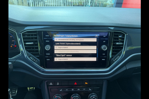 Volkswagen T-Roc 1.5 TSI R-Line | Pano | LED | ACC | Virtual