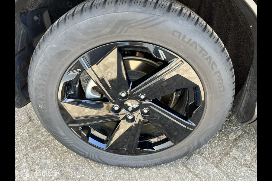 Mitsubishi Eclipse Cross 2.4 PHEV Black Edition