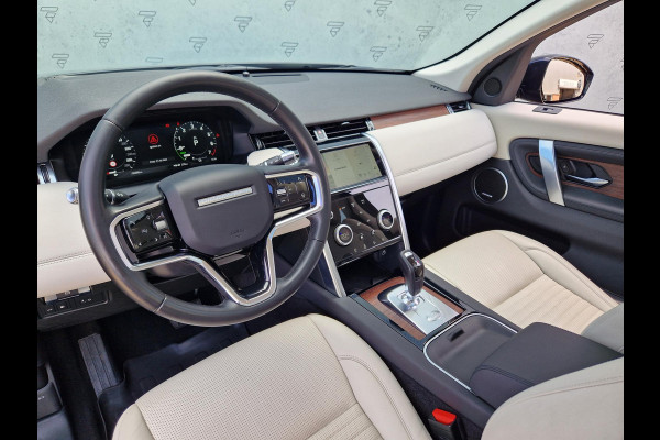 Land Rover Discovery Sport P300e 1.5 HSE | Meridian | Dodehoek | Stoelverwarming | Electrische stoelen | Memory | 360 Camera |