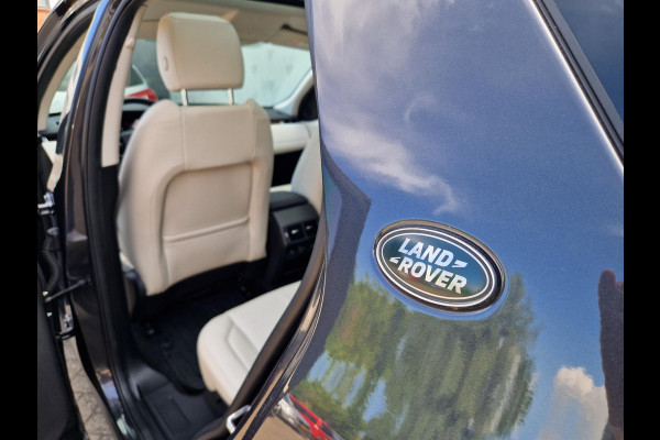 Land Rover Discovery Sport P300e 1.5 HSE | Meridian | Dodehoek | Stoelverwarming | Electrische stoelen | Memory | 360 Camera |