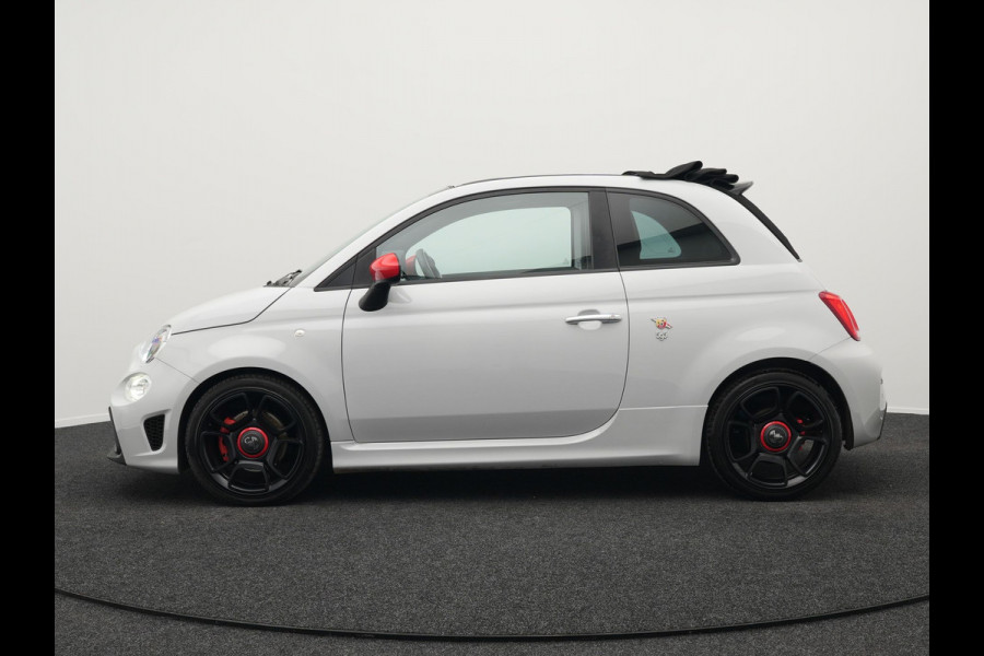 Abarth 595 Pista 165 pk Automaat Campovolo Grau | bi Xenon  | Monza Sportuitlaat |  Apple Carplay | Sportstoelen | G Force Indicator | 17"L.M | DAB | Parkpilot |