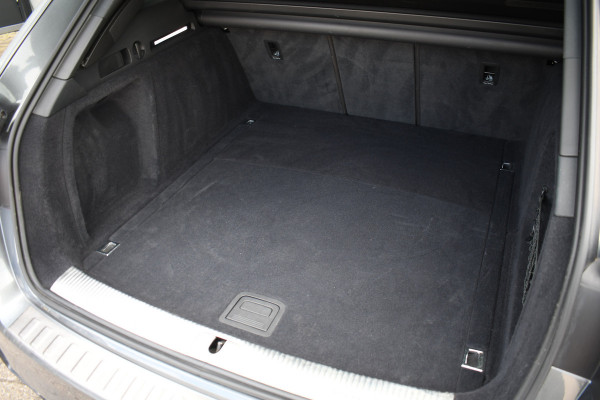 Audi RS4 Avant 2.9 TFSI quattro Pano Optic-black Massage Sfeer Camera