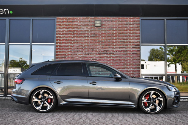 Audi RS4 Avant 2.9 TFSI quattro Pano Optic-black Massage Sfeer Camera