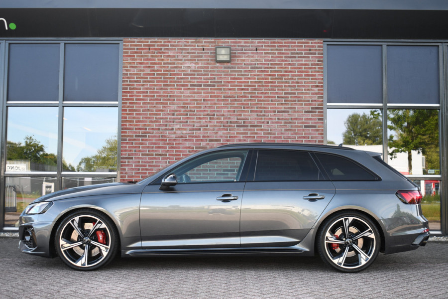 Audi RS4 Avant 2.9 TFSI quattro Pano Optic-black Massage Sfeer Camera