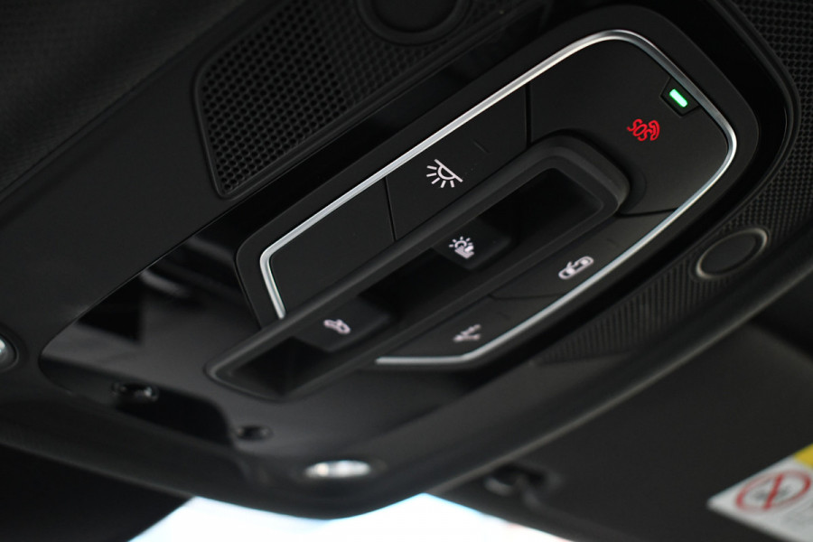 Audi RS4 Avant 2.9 TFSI quattro Pano Optic-black Massage Sfeer Camera