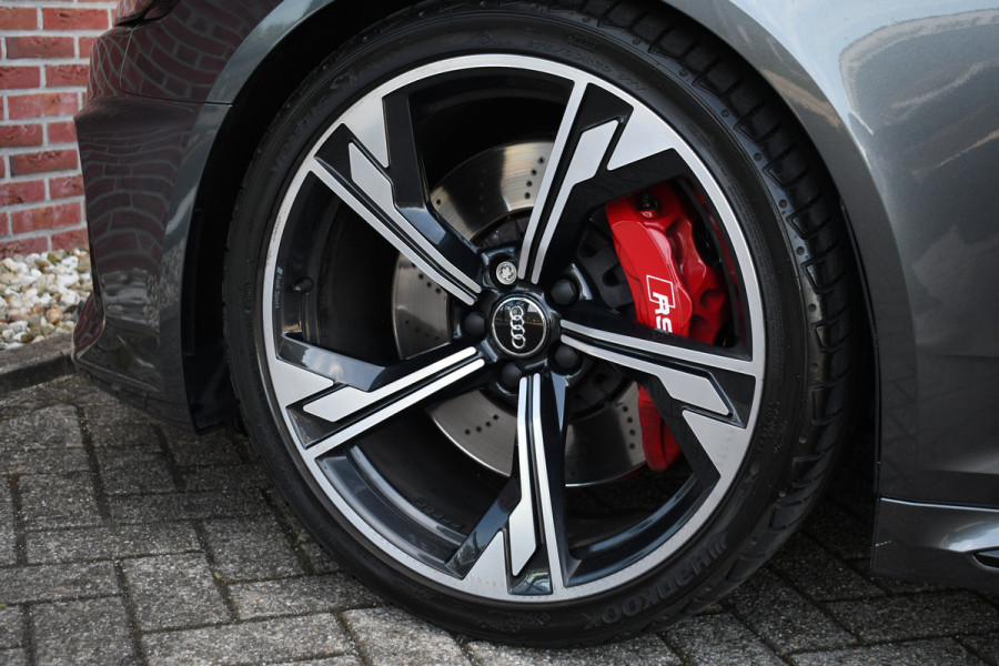 Audi RS4 Avant 2.9 TFSI quattro Pano Optic-black Massage Sfeer Camera