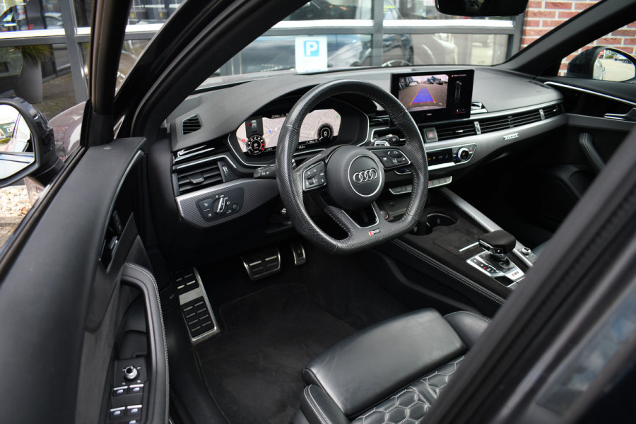 Audi RS4 Avant 2.9 TFSI quattro Pano Optic-black Massage Sfeer Camera