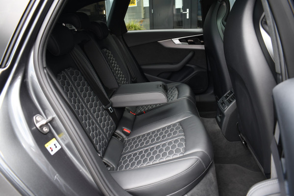 Audi RS4 Avant 2.9 TFSI quattro Pano Optic-black Massage Sfeer Camera