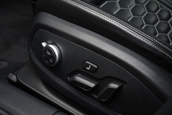Audi RS4 Avant 2.9 TFSI quattro Pano Optic-black Massage Sfeer Camera