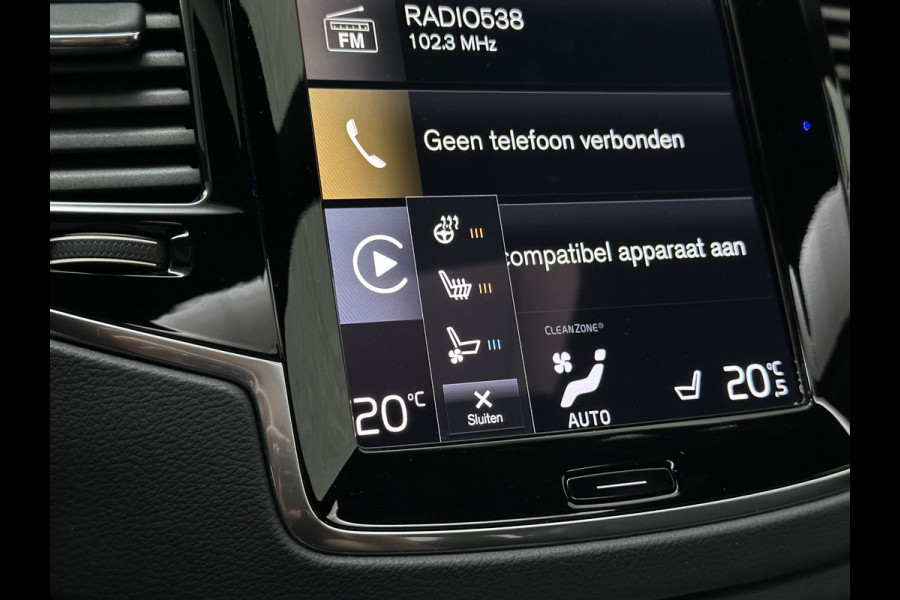 Volvo XC90 455pk T8 AWD R-Design Long Range | Ultimate Dark | Luchtvering | 360 Camera | Bowers & Wilkins | Panorama | Pilot-Assist | ACC | Stoel Massage & Ventilatie | Dubbel glas | Head-Up | Memory | Trekhaak | Sportstoelen | Keyless-Entry | Stuurwiel Verwarmd |