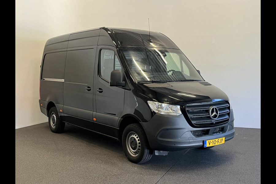 Mercedes-Benz Sprinter 315 L2H2 150pk Automaat Cruise control Navigatie 360 Camera Trekhaak