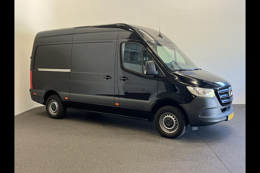 Mercedes-Benz Sprinter 315 L2H2 150pk Automaat Cruise control Navigatie 360 Camera Trekhaak