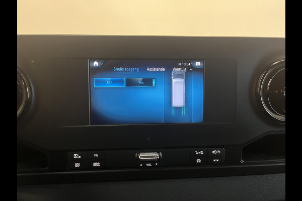 Mercedes-Benz Sprinter 315 L2H2 150pk Automaat Cruise control Navigatie 360 Camera Trekhaak