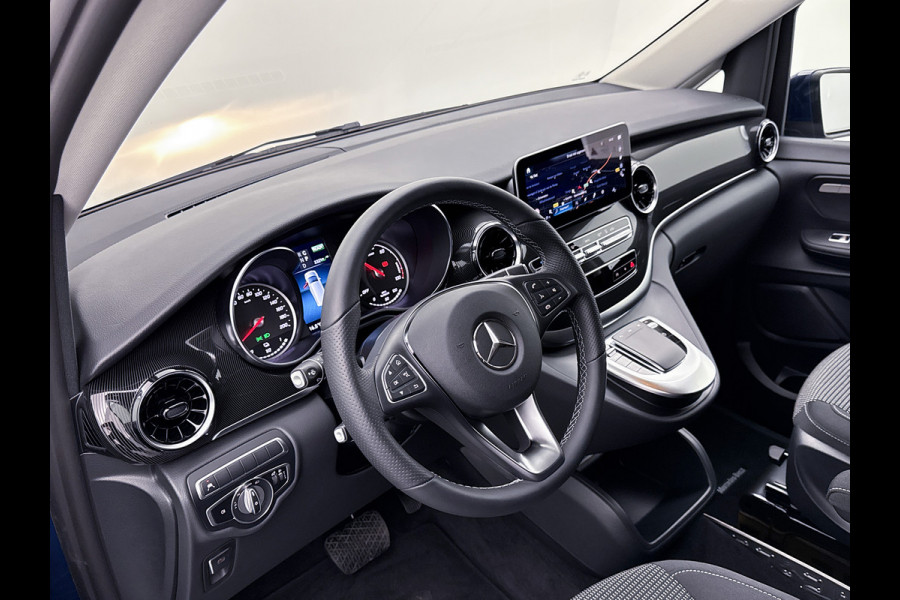 Mercedes-Benz Eqv 300 L3 90kWh Actieradius 350 km (WLTP) 6 Zitplaatsen / SCHERPE MEENEEMPRIJS VOLLEDIG NIEUW !! / MBUX, Climatecontrol, Cruisecontrol, Camera, 19 inch, Black pakket
