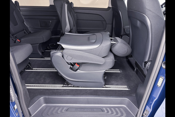 Mercedes-Benz Eqv 300 L3 90kWh Actieradius 350 km (WLTP) 6 Zitplaatsen / SCHERPE MEENEEMPRIJS VOLLEDIG NIEUW !! / MBUX, Climatecontrol, Cruisecontrol, Camera, 19 inch, Black pakket