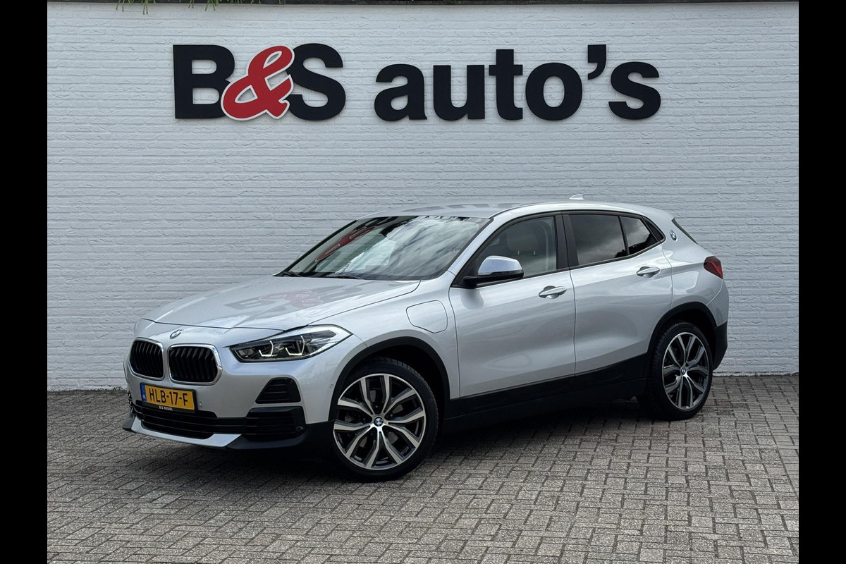 BMW X2 XDrive25e High Executive M-pakket Sfeer Harman/kardon Leder Carplay Head up Led