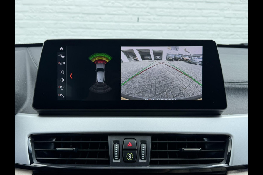 BMW X2 XDrive25e High Executive M-pakket Sfeer Harman/kardon Leder Carplay Head up Led