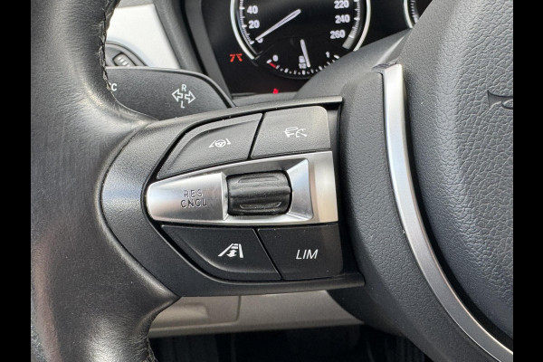 BMW X2 XDrive25e High Executive M-pakket Sfeer Harman/kardon Leder Carplay Head up Led