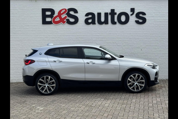 BMW X2 XDrive25e High Executive M-pakket Sfeer Harman/kardon Leder Carplay Head up Led