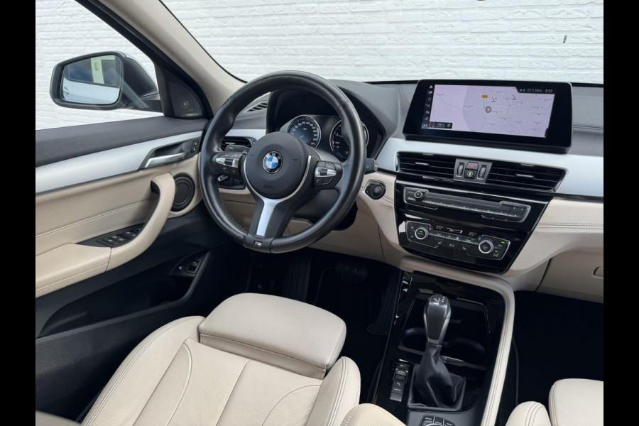 BMW X2 XDrive25e High Executive M-pakket Sfeer Harman/kardon Leder Carplay Head up Led