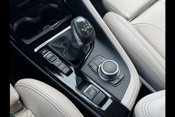 BMW X2 XDrive25e High Executive M-pakket Sfeer Harman/kardon Leder Carplay Head up Led