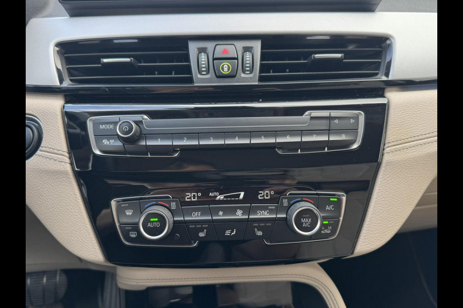 BMW X2 XDrive25e High Executive M-pakket Sfeer Harman/kardon Leder Carplay Head up Led