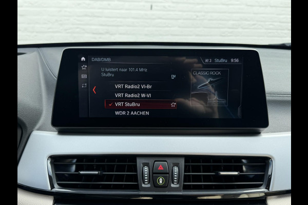 BMW X2 XDrive25e High Executive M-pakket Sfeer Harman/kardon Leder Carplay Head up Led