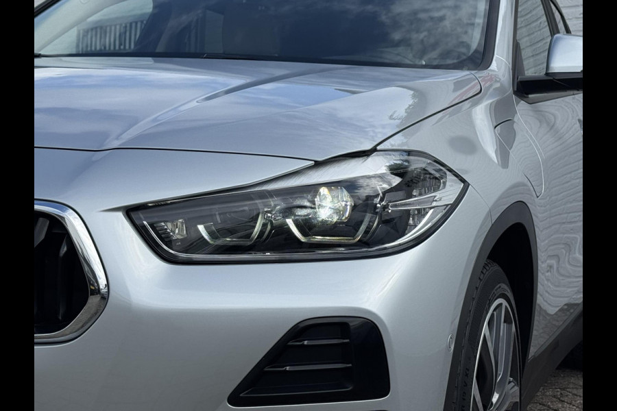 BMW X2 XDrive25e High Executive M-pakket Sfeer Harman/kardon Leder Carplay Head up Led