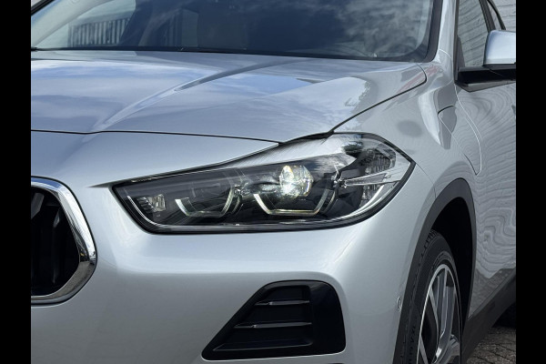 BMW X2 XDrive25e High Executive M-pakket Sfeer Harman/kardon Leder Carplay Head up Led