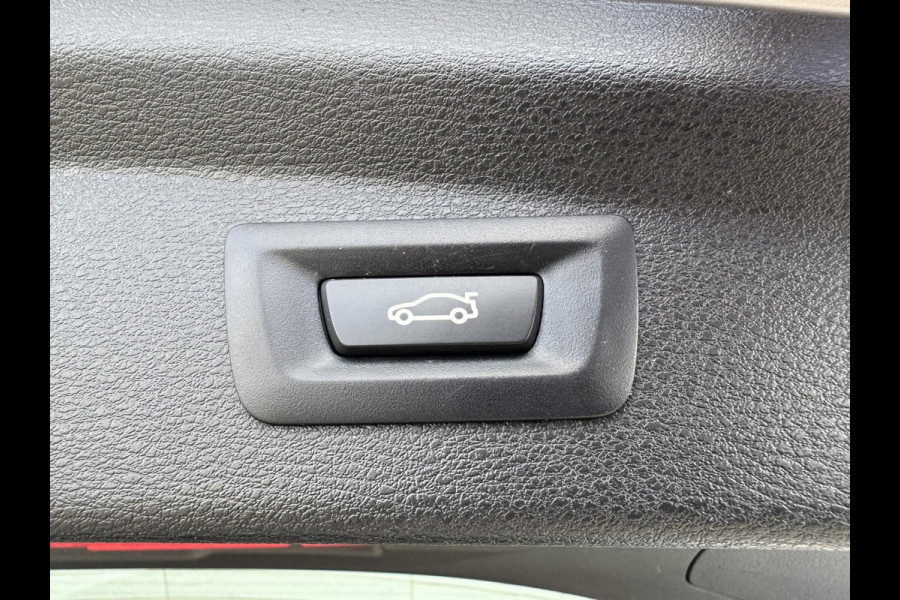 BMW X2 XDrive25e High Executive M-pakket Sfeer Harman/kardon Leder Carplay Head up Led
