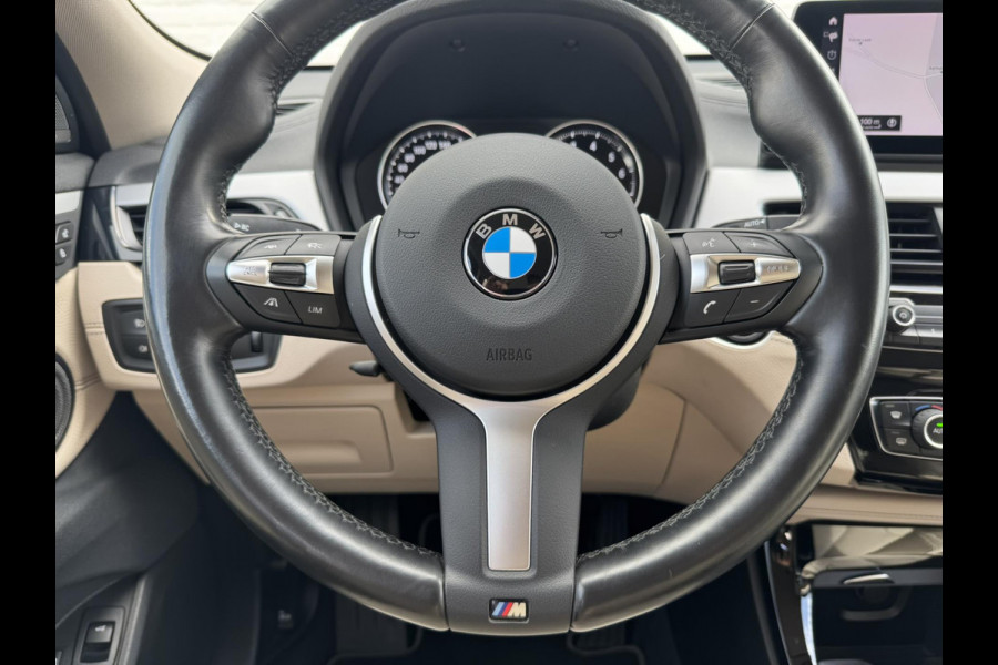 BMW X2 XDrive25e High Executive M-pakket Sfeer Harman/kardon Leder Carplay Head up Led
