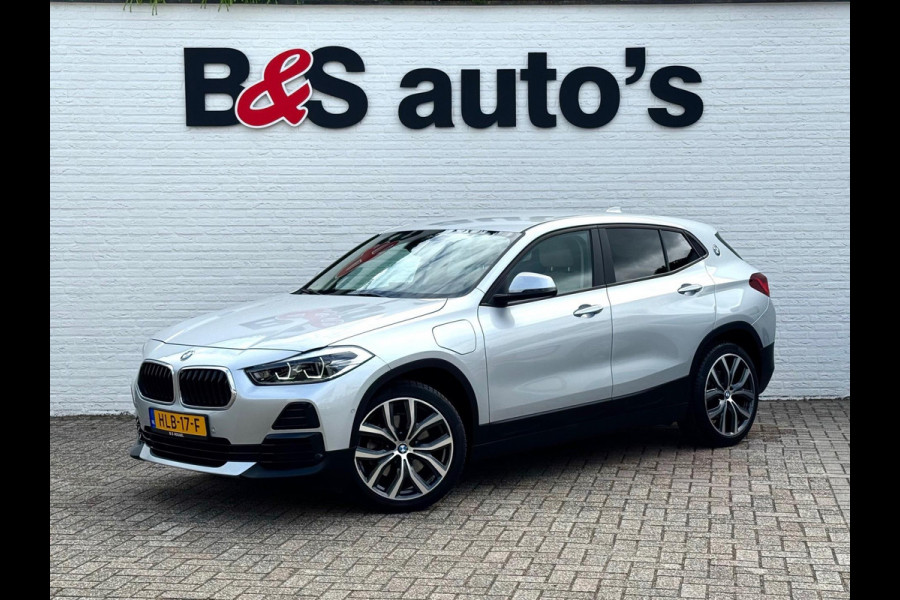 BMW X2 XDrive25e High Executive M-pakket Sfeer Harman/kardon Leder Carplay Head up Led