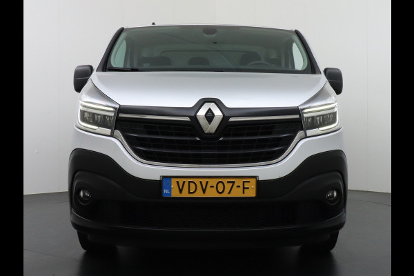 Renault Trafic 1.6dCi 96 T29 L1H1 3-Persoons Trekhaak Ecc Navi Camera Regen/Lichtsensor Cruise Control Pdc Bluetooth Led Schuifdeur Betonplex vloer Wandbekleding Comfort 1e Eigenaar Euro 6 Facelift model 2.000kg trekvermogen
